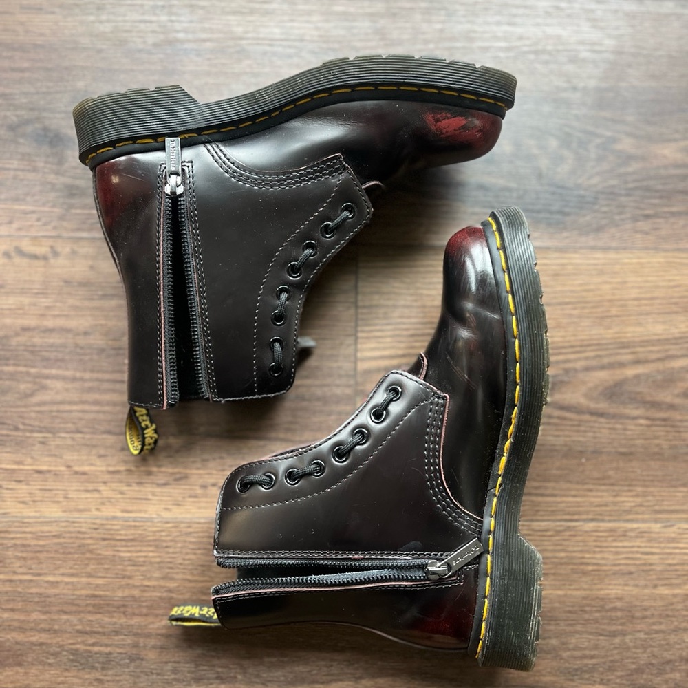 Dr. Martens 1460 Pascal Front Zip - Cherry Red Arcadia - Sz 8 - Picture 2 of 9